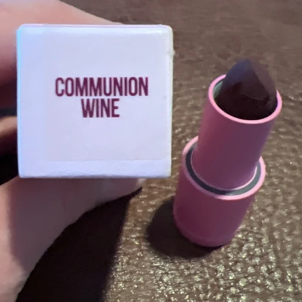Jeffree Star Cosmetics Velvet Trap‎ Lipstick Communion Wine Matte Deep Burgundy